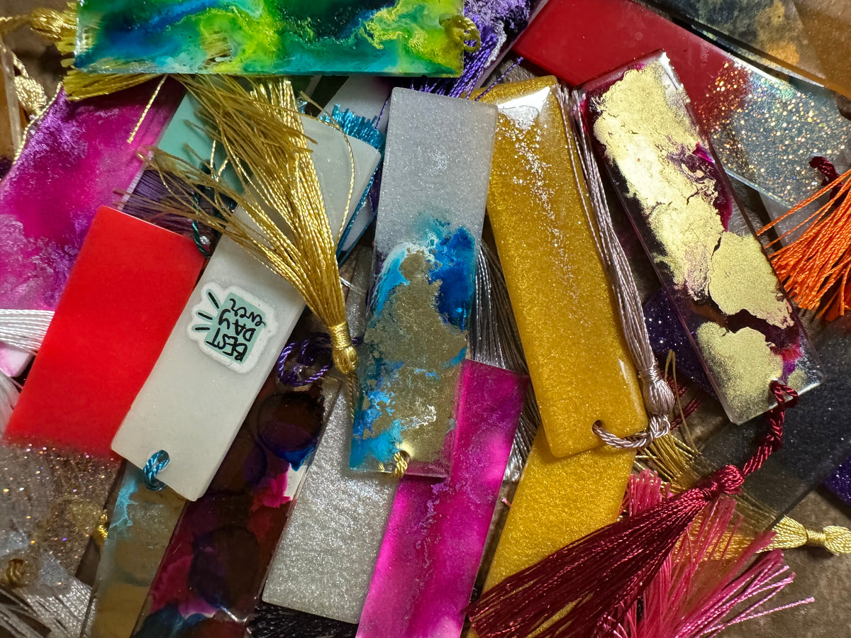 ▲ MYSTERY BOX ▲ BOOKMARK ONLY! Handmade bookmark mystery box with bookish gifts main image 3